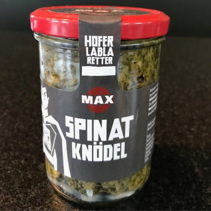 Knödel mit Spinat im Glas